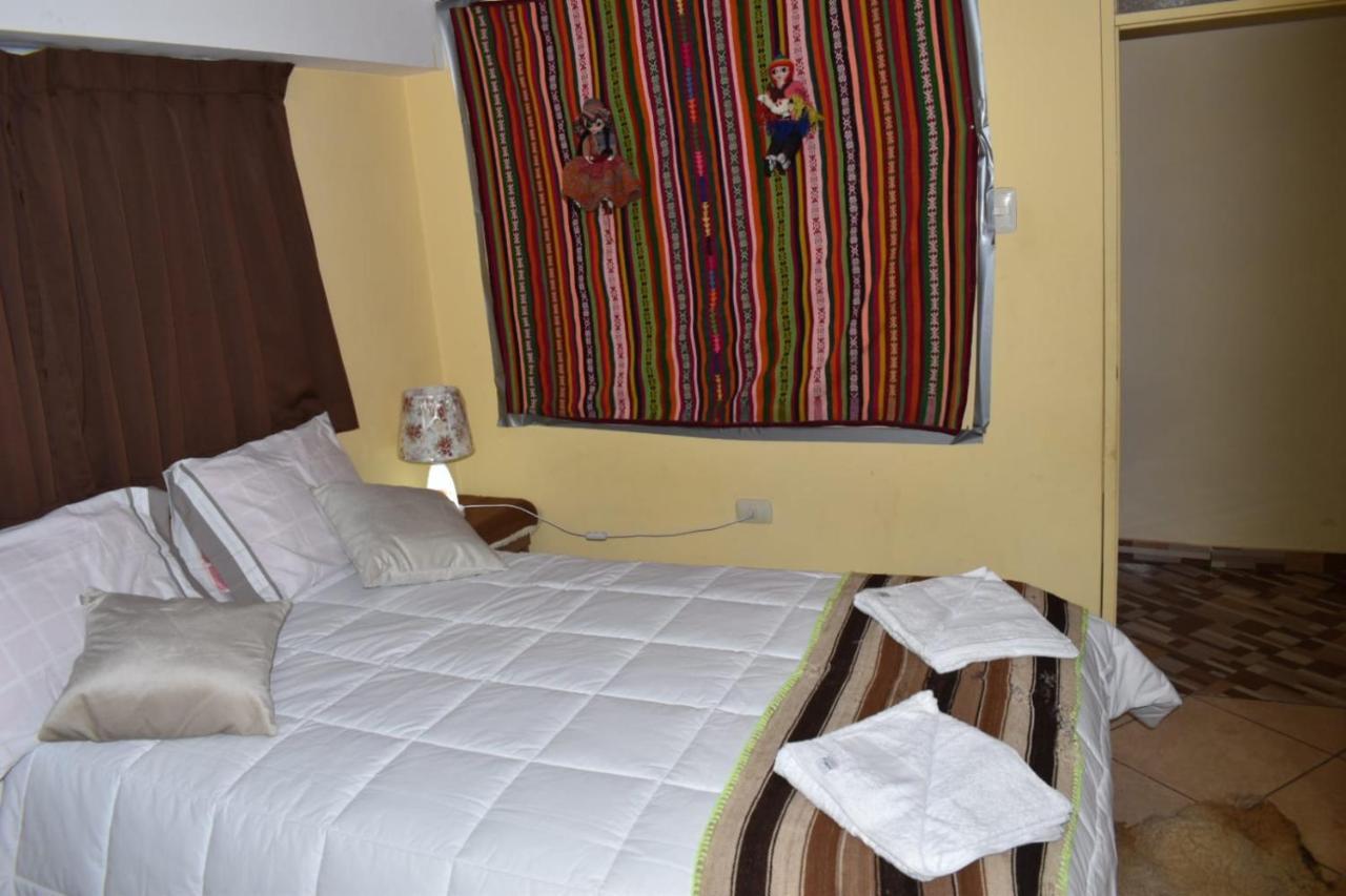 Cusquenita 3 * Cusco